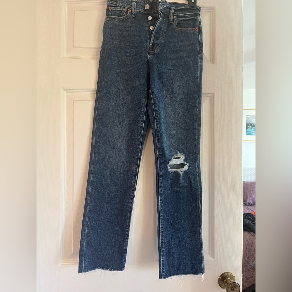 Wedgie straight Levis size 25 never worn